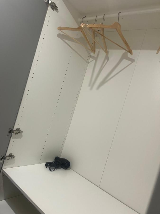 شقة Large Modern Studio Flat لندن المظهر الخارجي الصورة
